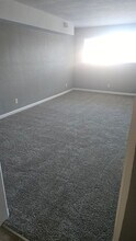 1011 Forest Ct-Unit -B10 1011 10 in Kansas City, KS - Building Photo - Building Photo
