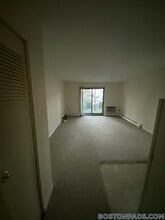 385 Massachusetts Ave in Arlington, MA - Building Photo - Building Photo