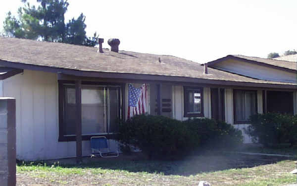 1017-1019 Greenfield Dr in El Cajon, CA - Building Photo - Building Photo