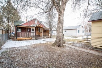 2134 S 13th St W in Missoula, MT - Foto de edificio - Building Photo