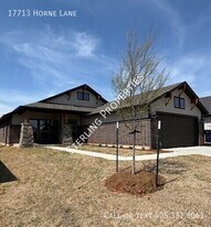 17713 Horne Ln in Edmond, OK - Building Photo
