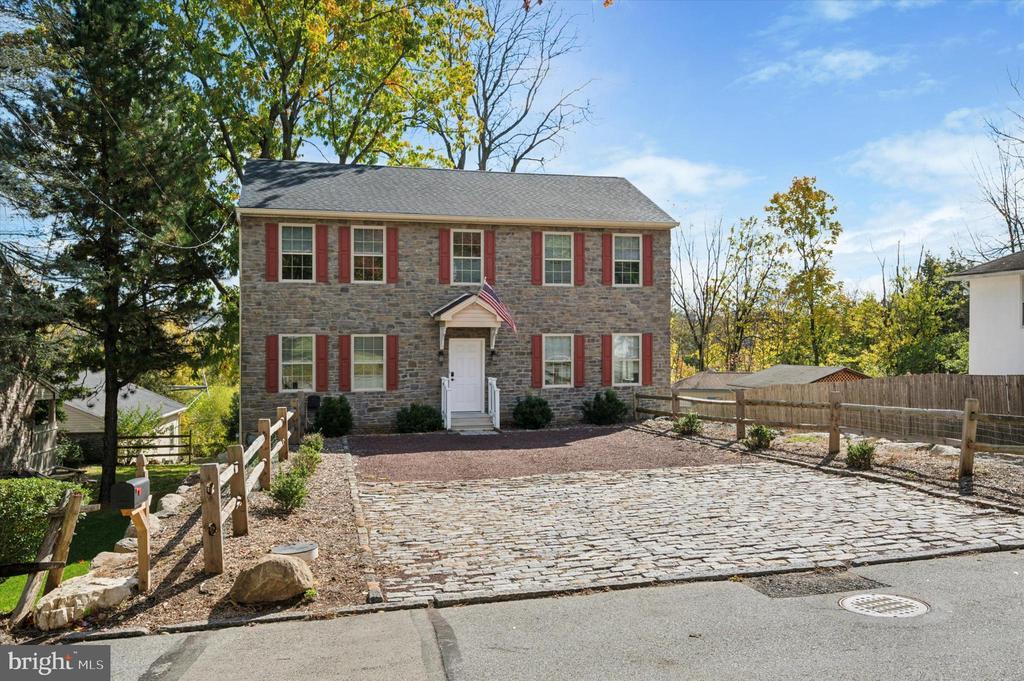 605 Tabak Ave in King of Prussia, PA - Building Photo