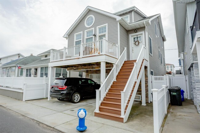 69 Alabama St in Long Beach, NY - Foto de edificio - Building Photo