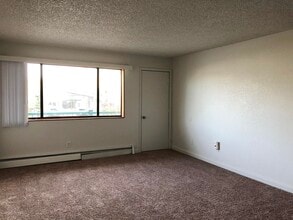 3400 Eureka St in Anchorage, AK - Building Photo - Building Photo