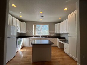 4455 E Paradise Vlg Pkwy S in Phoenix, AZ - Foto de edificio - Building Photo