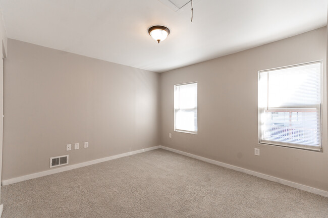 4217 Garwood Way in Pittsburgh, PA - Building Photo - Building Photo