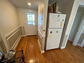 614 Main St, Unit 2 in Medford, MA - Building Photo - Building Photo