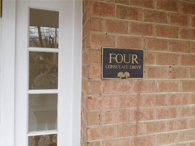 4 Consulate Dr in Eastchester, NY - Building Photo - Building Photo