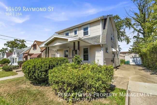 19409 Raymond St in Maple Heights, OH - Building Photo - Building Photo