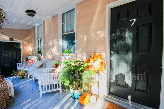 7 Ann St in Charleston, SC - Building Photo - Building Photo