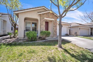 6029 Caddington Way in Sacramento, CA - Building Photo