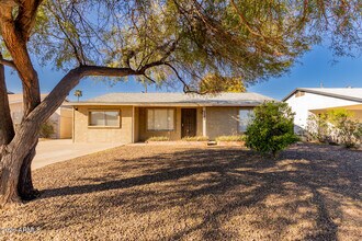 2126 W Hermosa Dr in Tempe, AZ - Building Photo - Building Photo