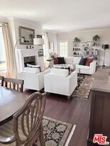 1220 S Roxbury Dr in Los Angeles, CA - Building Photo