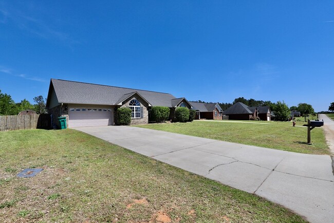 4260 Excursion Dr in Dalzell, SC - Building Photo - Building Photo