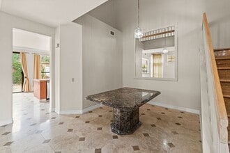 471 Lorenzo Dr in Oak Park, CA - Building Photo - Building Photo