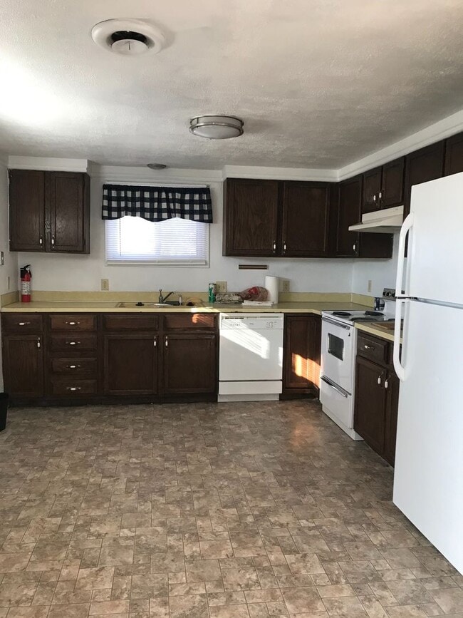 property at 2007 Lake Elmo Dr