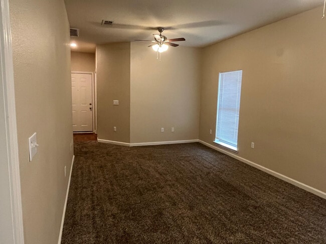 285 Bella Sera Ln in Slidell, LA - Building Photo - Building Photo