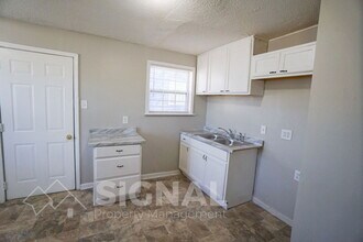 581 Seminole Cir in Fairfield, AL - Building Photo - Building Photo