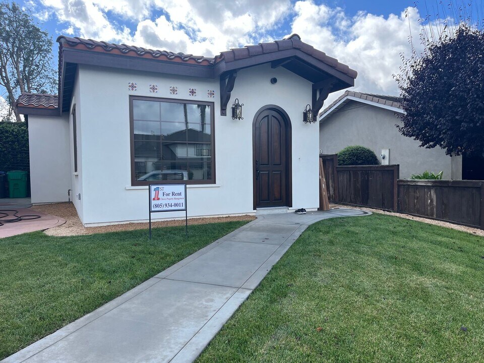 542 Daniel Dr in Santa Maria, CA - Building Photo