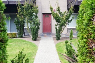 WW&S Apartments in Kirkland, WA - Foto de edificio - Building Photo