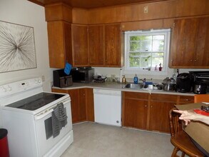 2808 Winthrop Rd in Lincoln, NE - Building Photo - Building Photo