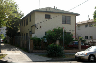 1740-1744 1/2 Garfield Pl in Los Angeles, CA - Building Photo - Building Photo