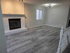 840-113A 113a St NW in Edmonton, AB - Building Photo - Building Photo
