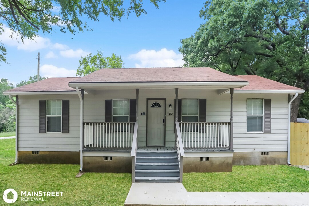 402 Ralph St in Seagoville, TX - Building Photo