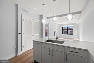 811 N Columbus St in Alexandria, VA - Building Photo - Building Photo