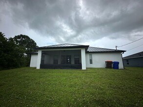 8345 103rd Ave in Vero Beach, FL - Building Photo - Building Photo