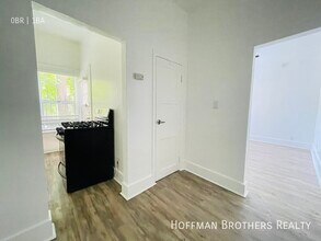 939 Valencia St in Los Angeles, CA - Foto de edificio - Building Photo