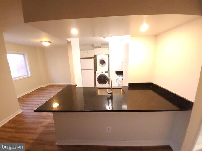 2502 Markham Ln-Unit -5 in Hyattsville, MD - Building Photo - Building Photo