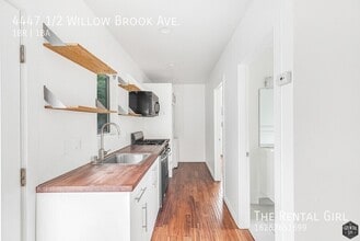 4447 1/2 Willow Brook Ave in Los Angeles, CA - Building Photo - Building Photo
