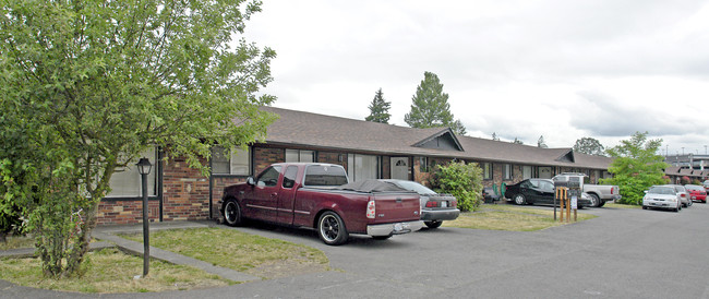 Cottage Lane in Lakewood, WA - Building Photo - Building Photo