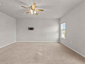 717 Tailrace Falls Ct in Wake Forest, NC - Building Photo - Building Photo