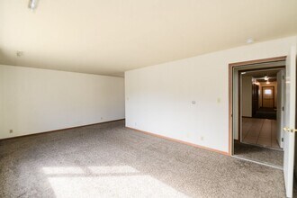 128 S 15th St in Chesterton, IN - Building Photo - Building Photo