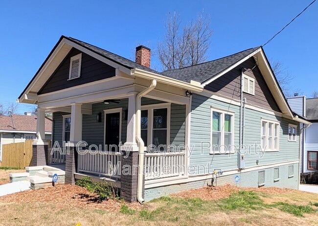 940 Martin St SE in Atlanta, GA - Building Photo - Building Photo