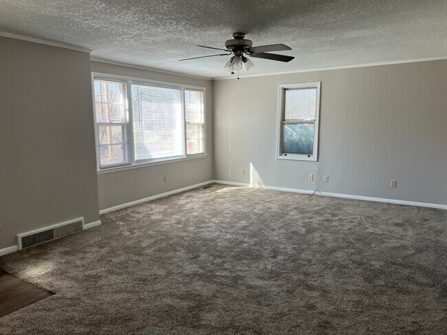 3404 NW Rochester Road, Unit Rochester in Topeka, KS - Building Photo - Building Photo