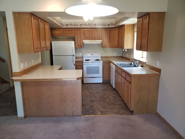 property at 511 N 19th Ave