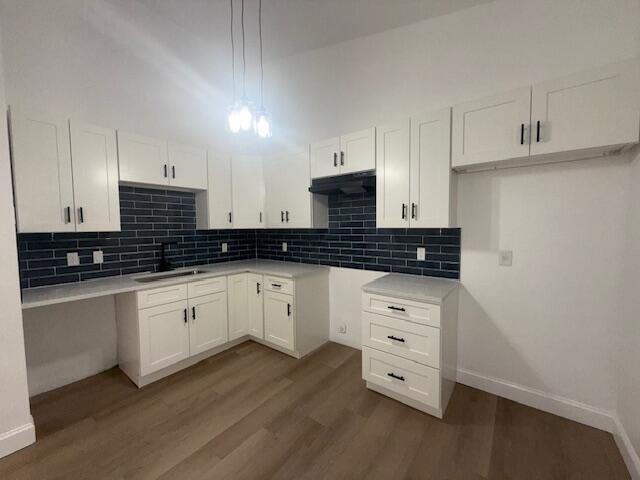 property at 1577 Hawthorne Pl