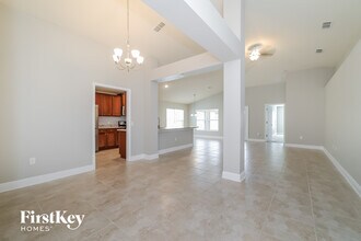 403 Buchannan Dr in Davenport, FL - Foto de edificio - Building Photo