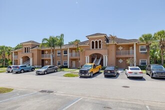 8243 Mulligan Cir in Port St. Lucie, FL - Building Photo - Building Photo