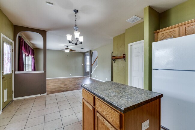 9007 Burnt Peak in Helotes, TX - Building Photo - Building Photo