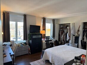 184 Saint Paul St, Unit 604 in Brookline, MA - Building Photo - Building Photo