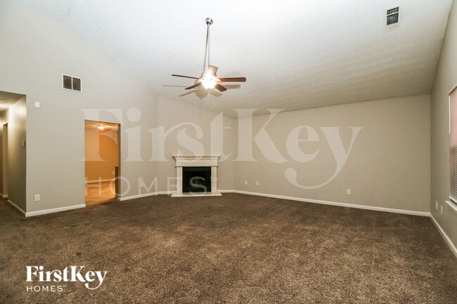 7046 Setters Way in Stonecrest, GA - Foto de edificio - Building Photo