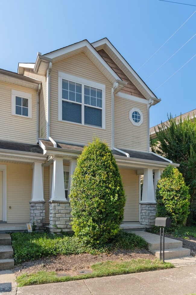 property at 809 Benton Ave