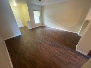 6834 Dartmouth Hill St in Riverview, FL - Building Photo - Building Photo