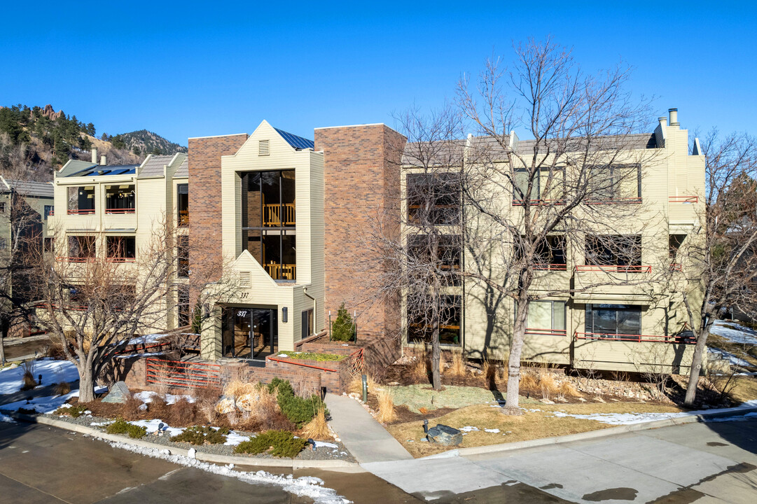 337 Arapahoe Ave in Boulder, CO - Building Photo