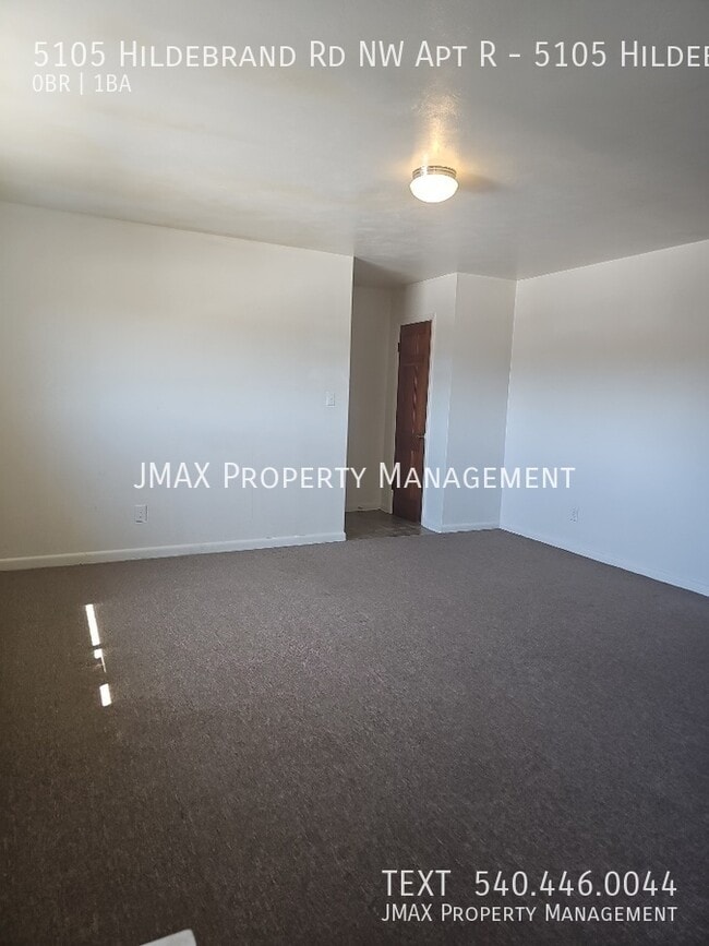 5105 Hildebrand Rd NW in Roanoke, VA - Building Photo - Building Photo