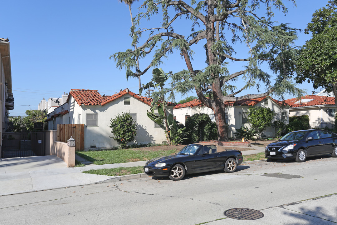 1923 Barry Ave in Los Angeles, CA - Building Photo